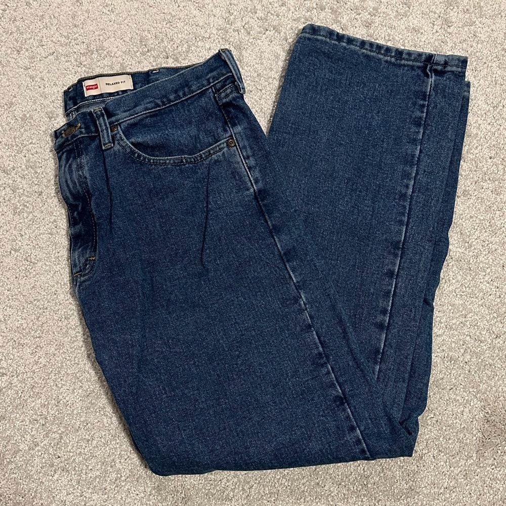Wrangler relaxed fit men’s jeans 36x32